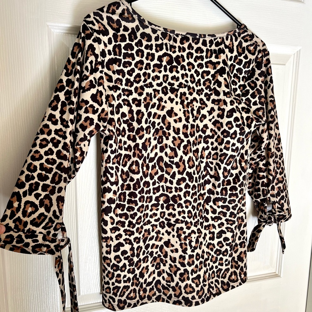 Leopard 3/4 shirt, NWT